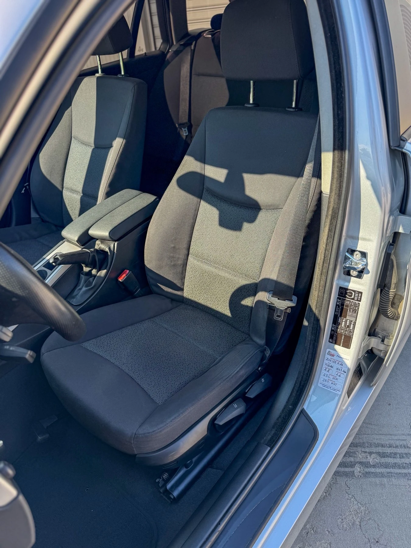 BMW 320, снимка 9 - Автомобили и джипове - 54873591