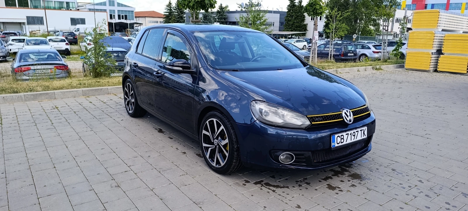 VW Golf 1.4 TSI, снимка 2 - Автомобили и джипове - 55050438