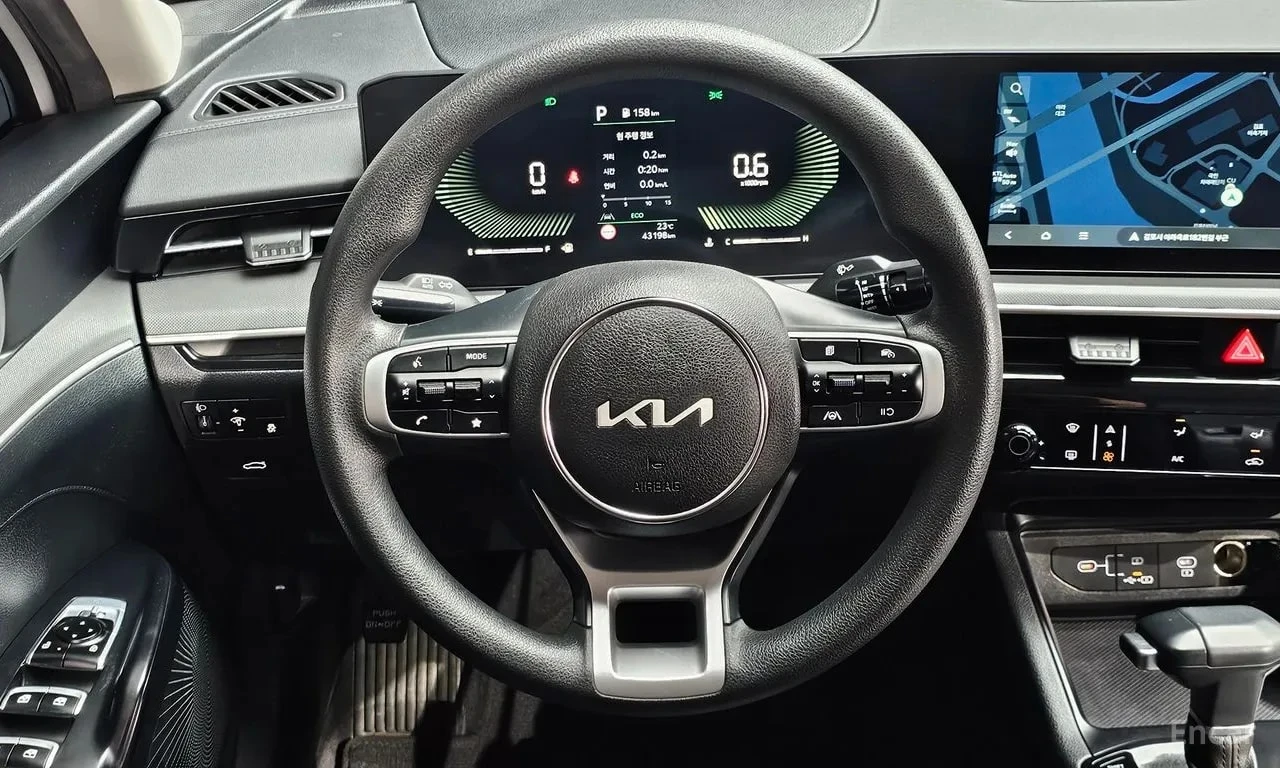 Kia K5 * 2.0 LPG / DISTRONIC / АВТОКРЕДИТ, снимка 15 - Автомобили и джипове - 55798146