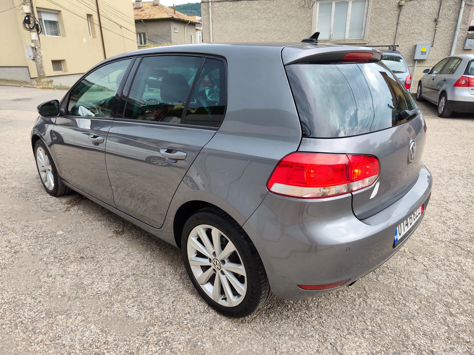VW Golf 1.6TDI DSG MATCH, снимка 6 - Автомобили и джипове - 56097515