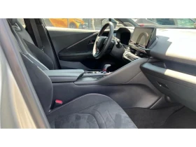 Toyota C-HR 2.0H GR-Sport AWD, снимка 10