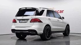 Mercedes-Benz GLE 350 4MATIC* AMG LINE* BURMESTER* PANO* DISTRO* ОБДУХ, снимка 2