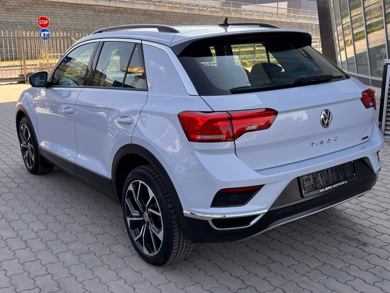 VW T-Roc 2.0-TSI 4x4 ДИСТРОНИК CARPLAY АВТОМАТИК ПОДГРЕВ , снимка 5 - Автомобили и джипове - 46588285