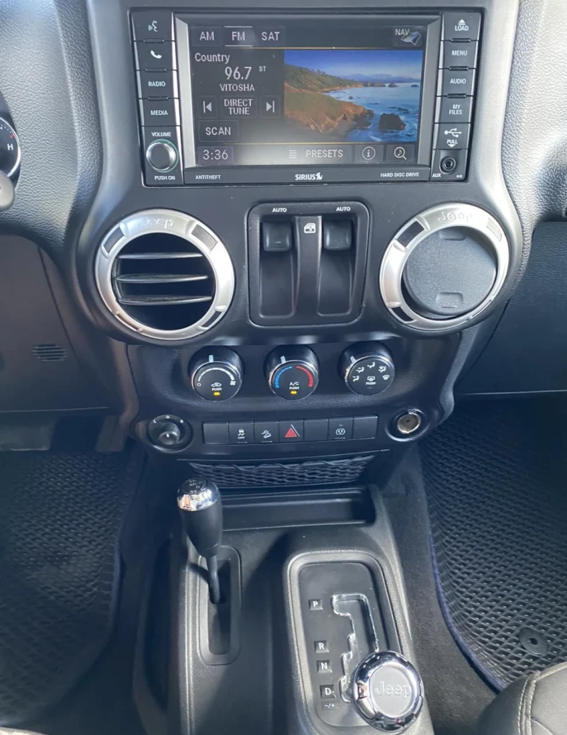 Jeep Wrangler 3.6i V6, снимка 10 - Автомобили и джипове - 49482607