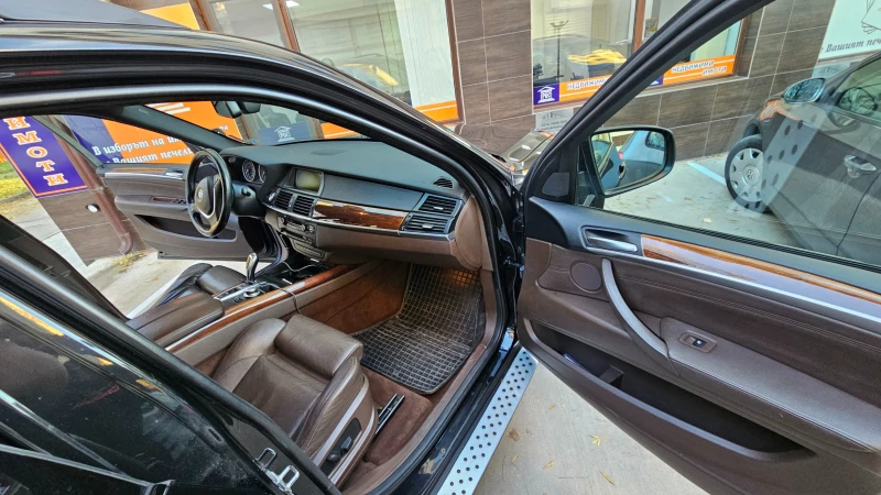 BMW X5 КАМЕРА, ПАНОРАМА, М-Пакет, снимка 13 - Автомобили и джипове - 52375564