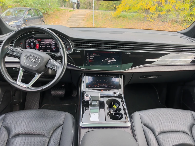 Audi Q8 TECHNIK | S LINE | BLACK OPTIC| вакуум| обдухване, снимка 17 - Автомобили и джипове - 52555581