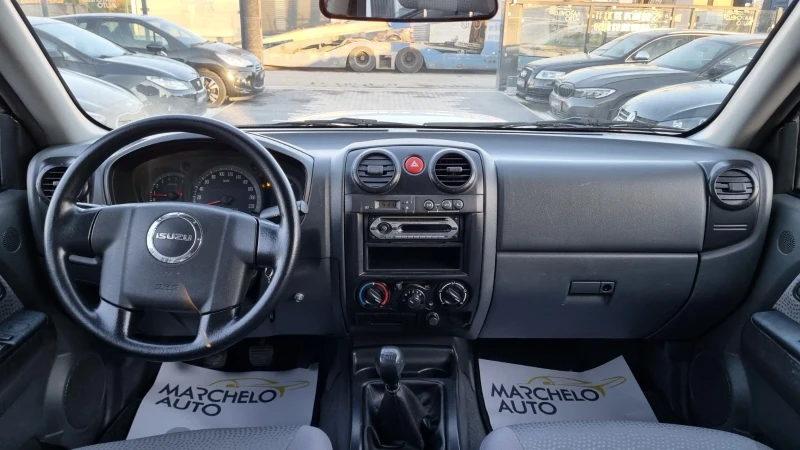 Isuzu D-max 2.5D* * ПЪЛНА ГАРАНЦИЯ!!!, снимка 12 - Автомобили и джипове - 53177245