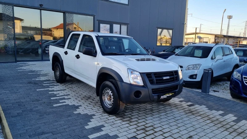 Isuzu D-max 2.5D* * ПЪЛНА ГАРАНЦИЯ!!!, снимка 2 - Автомобили и джипове - 53177245