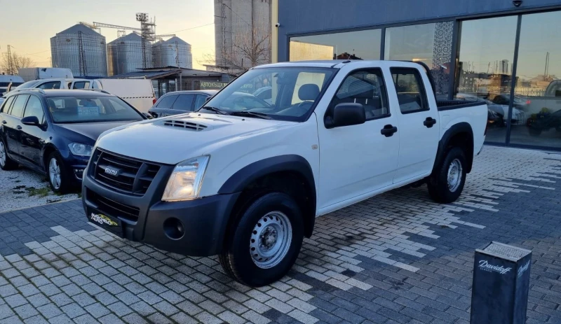 Isuzu D-max 2.5D* * ПЪЛНА ГАРАНЦИЯ!!!, снимка 6 - Автомобили и джипове - 53177245