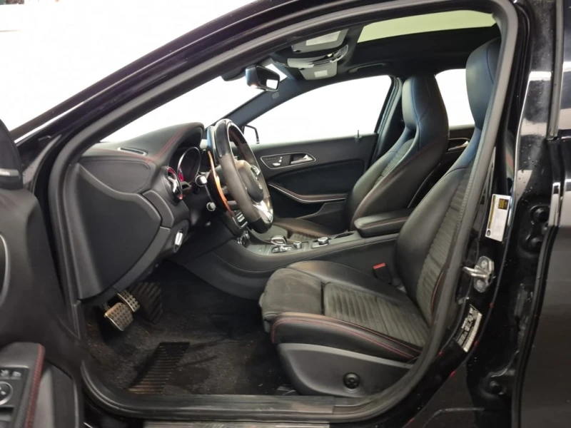 Mercedes-Benz GLA * AMG 45 * ТОП * ДВА КЛЮЧА* CARFAX * , снимка 5 - Автомобили и джипове - 53343243