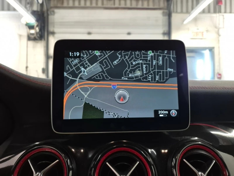 Mercedes-Benz GLA * AMG 45 * ТОП * ДВА КЛЮЧА* CARFAX * , снимка 12 - Автомобили и джипове - 53343243