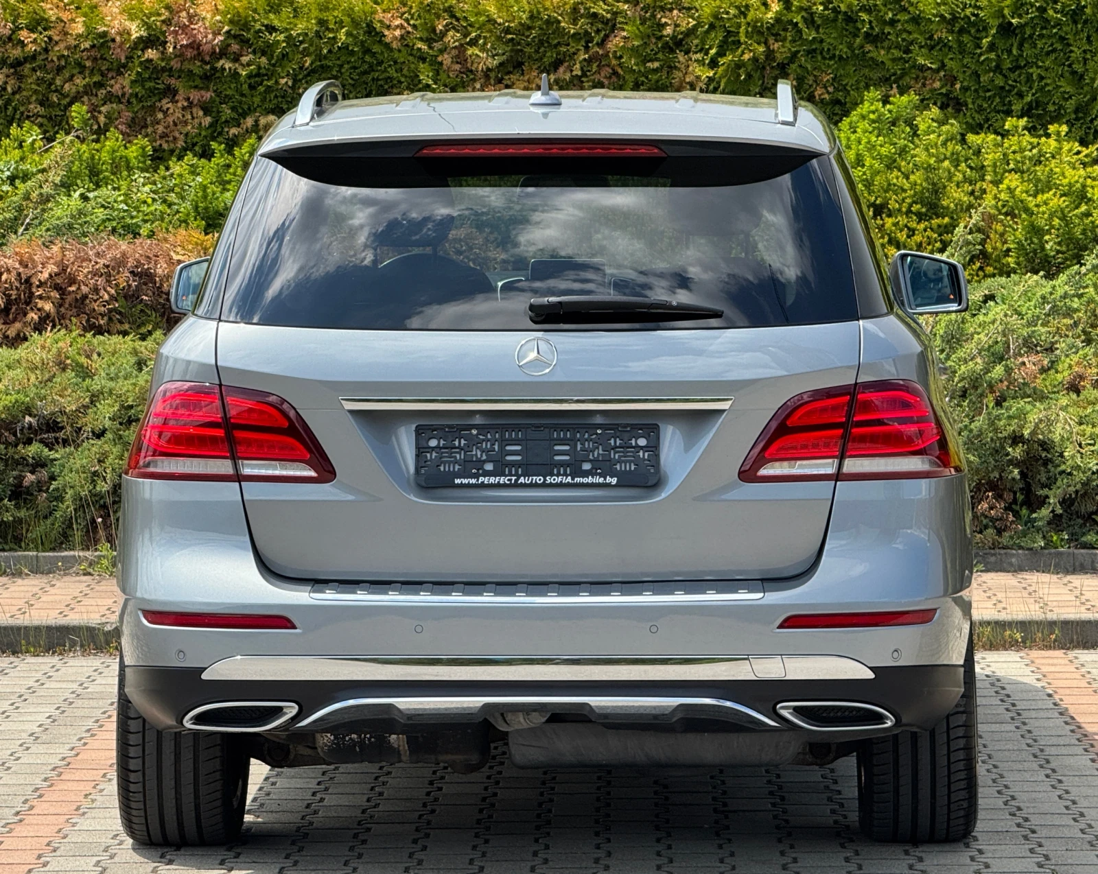 Mercedes-Benz GLE 350 9G-TRONIC-SPORT-ПОДГРЕВ-ОТЛИЧЕН-КАТО НОВ-OFFROAD!! - изображение 4
