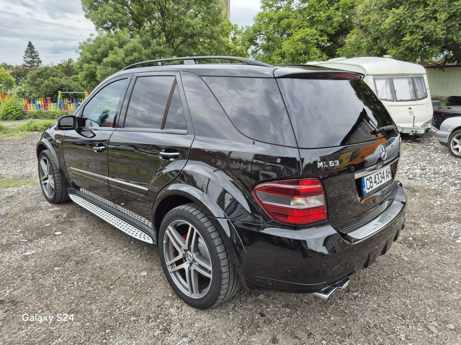 Mercedes-Benz ML 63 AMG  - изображение 3
