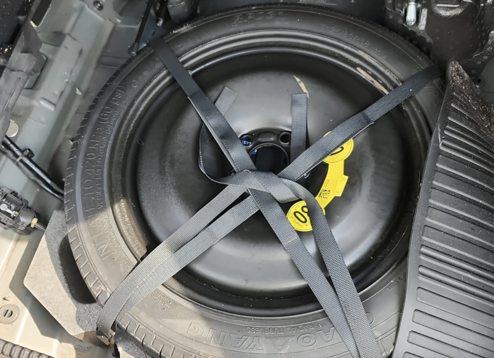 Volvo XC60 MOMENTUM | Mobile.bg   11