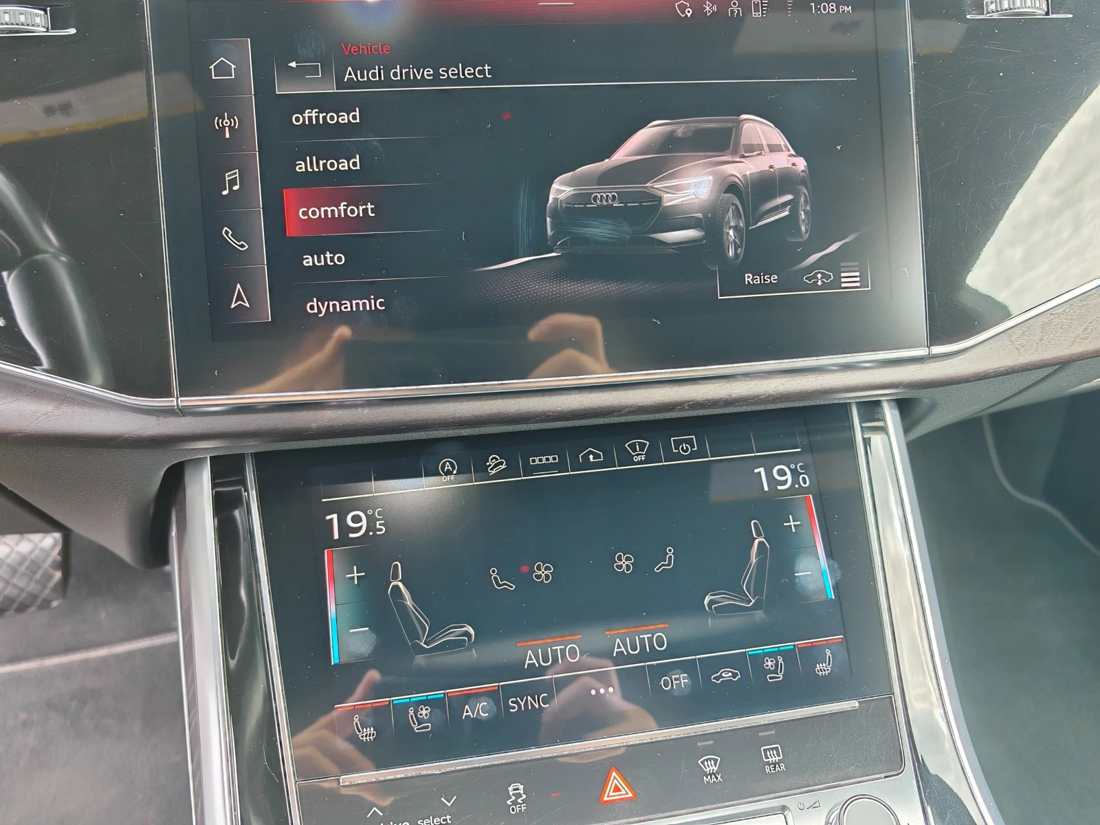 Audi Q8 TECHNIK | S LINE | BLACK OPTIC - изображение 9