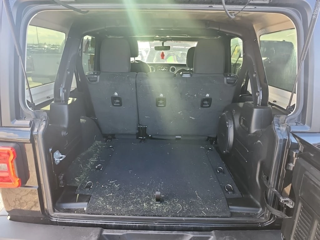 Jeep Wrangler * UNLIMITED SAHARA * CARFAX *  | Mobile.bg   14