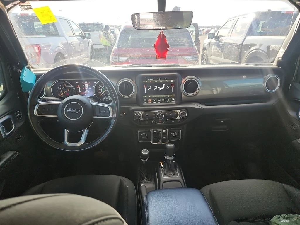 Jeep Wrangler * UNLIMITED SAHARA * CARFAX *  | Mobile.bg   11