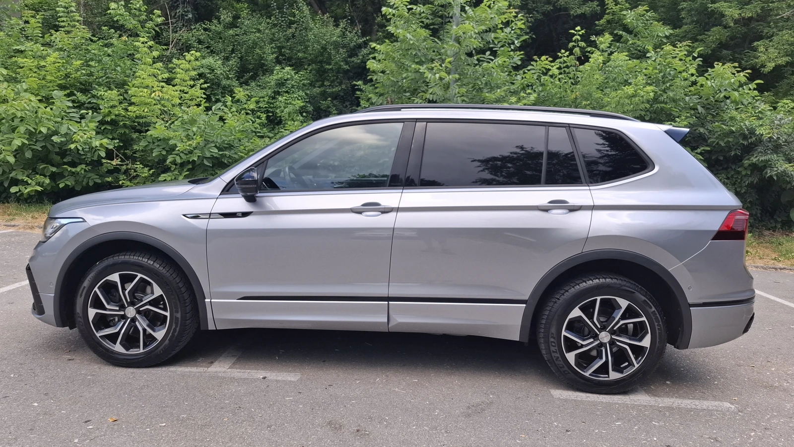 VW Tiguan Allspace 2.0 TDI SCR R-Line DSG, снимка 4 - Автомобили и джипове - 55093313