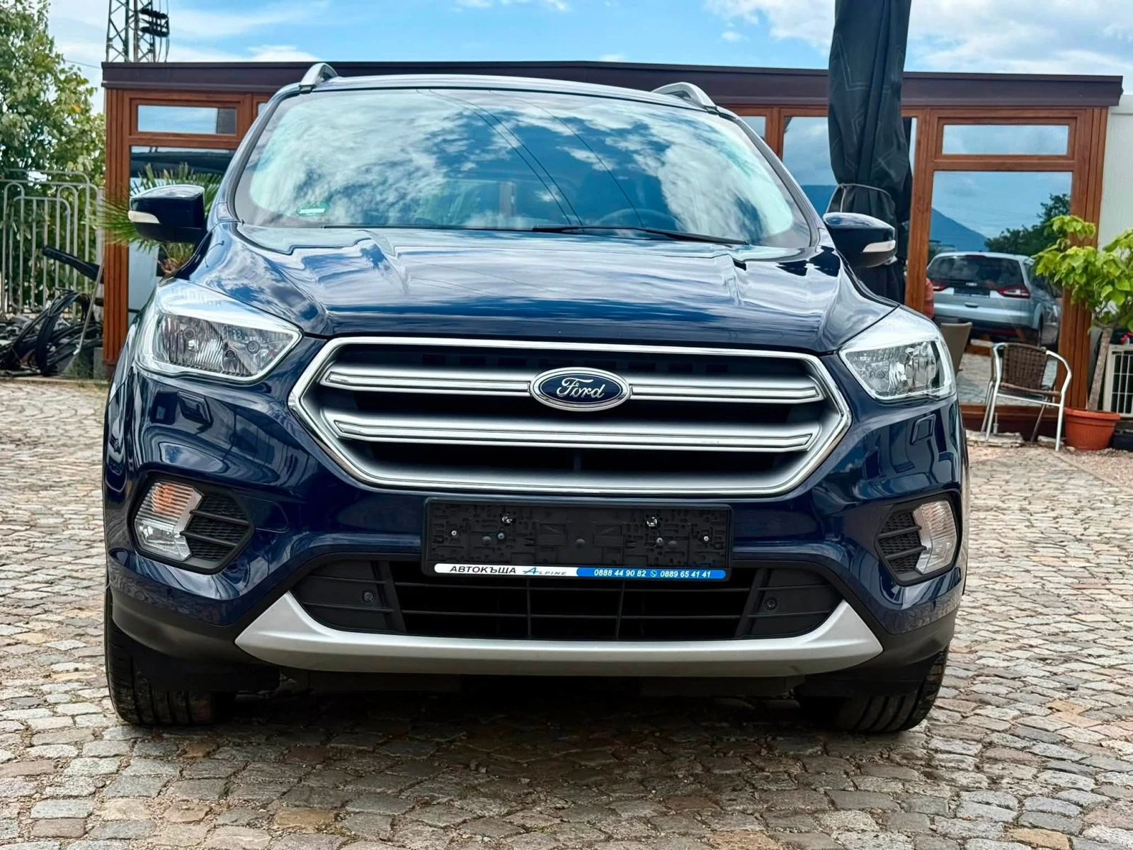 Ford Kuga 1.5 6-скорости, снимка 8 - Автомобили и джипове - 55413521