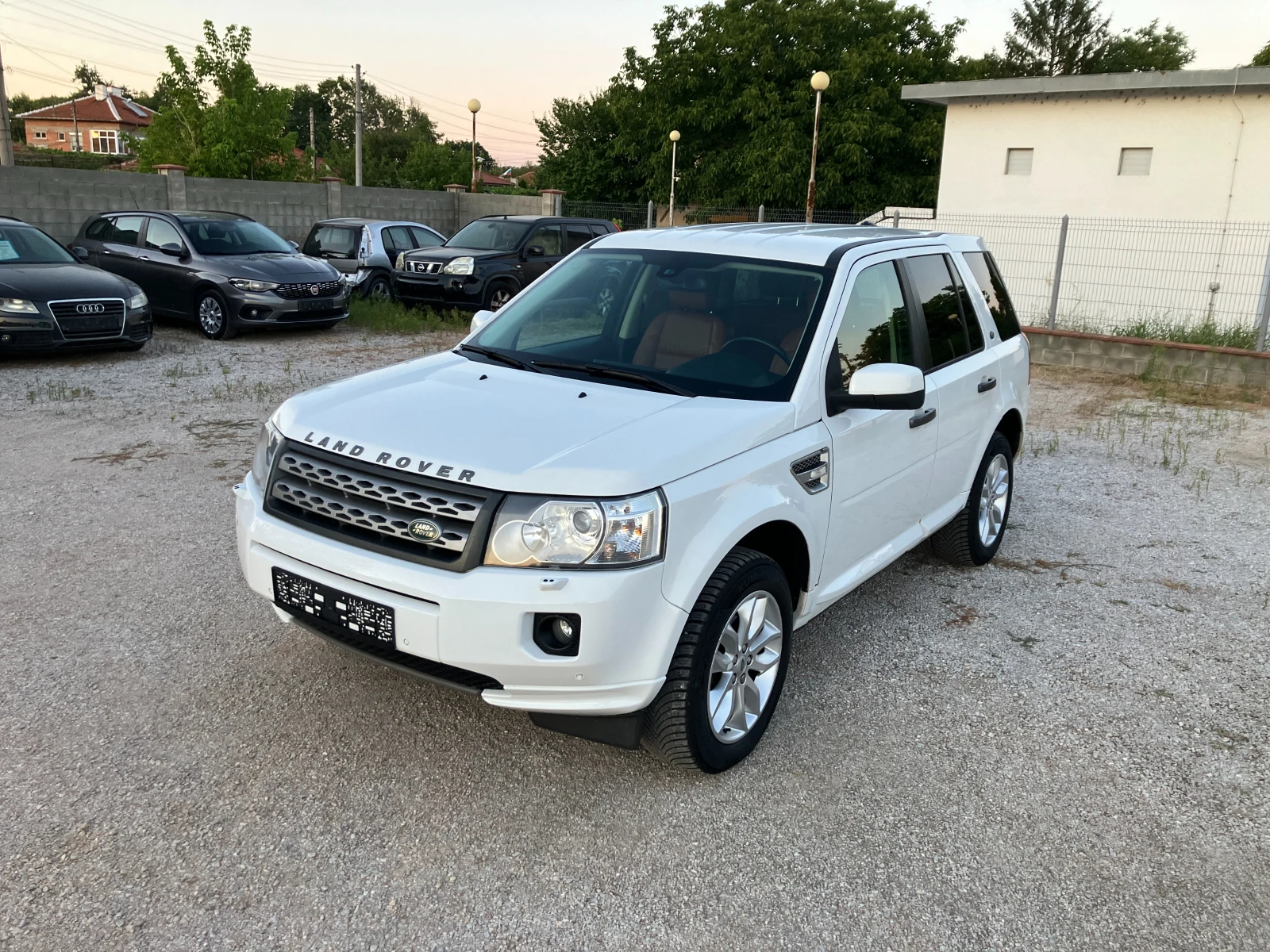 Land Rover Freelander 2.2d -4x4, снимка 3 - Автомобили и джипове - 55695349