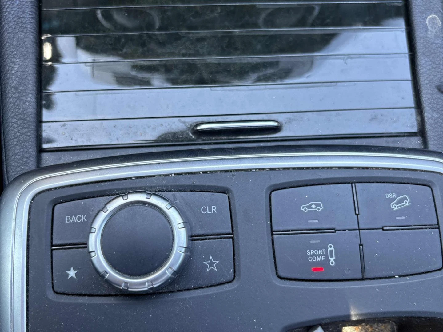 Mercedes-Benz GL 350 AMG-pack* Harman/Kardon* Сляпа точка* Вакуум* Пано, снимка 11 - Автомобили и джипове - 55945742