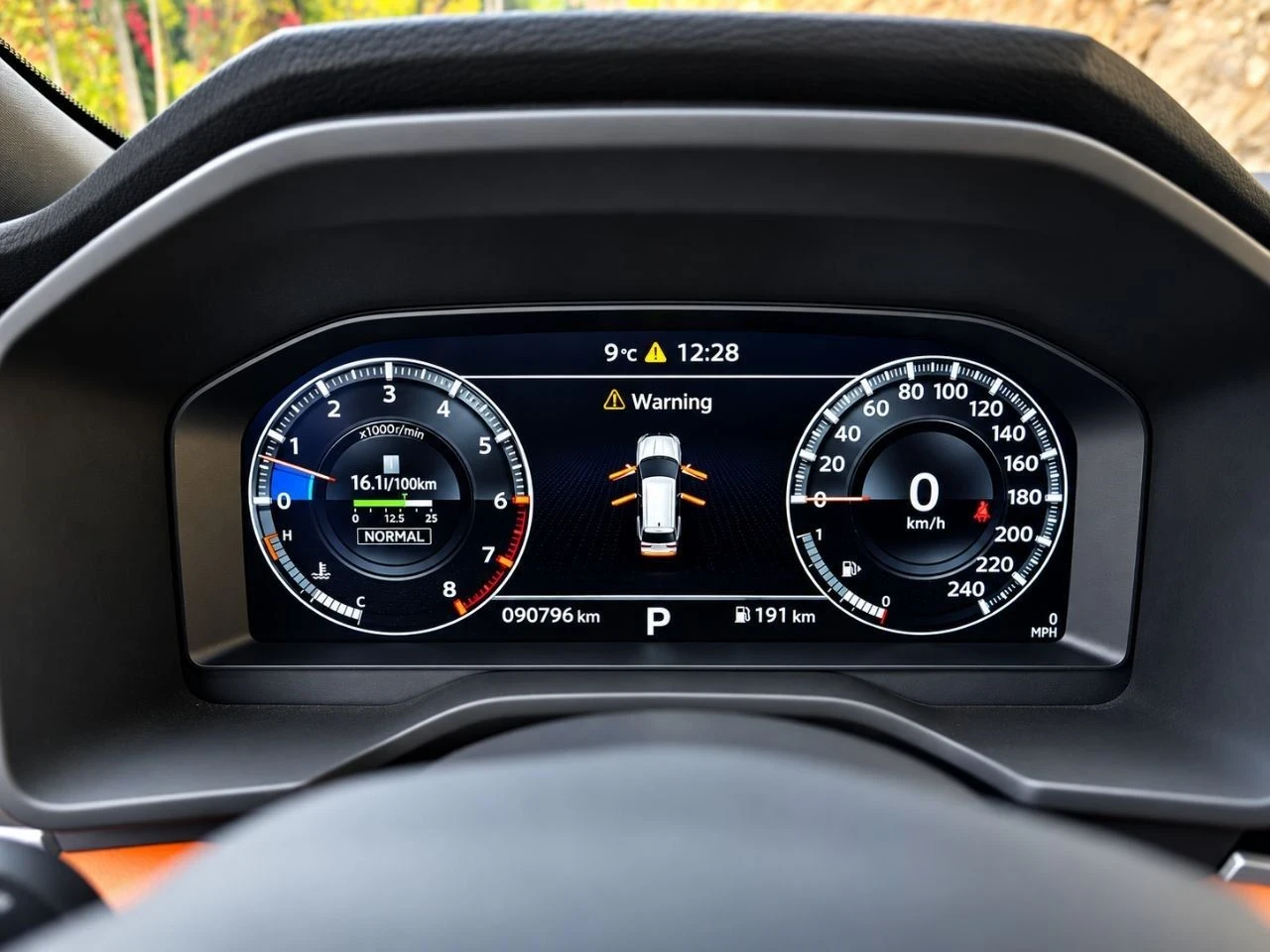 Mitsubishi Outlander, снимка 9 - Автомобили и джипове - 56644157