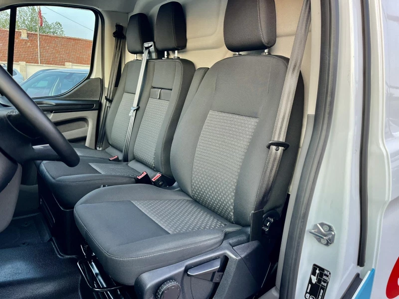 Ford Transit Custom EcoBlue, снимка 5 - Бусове и автобуси - 52344214