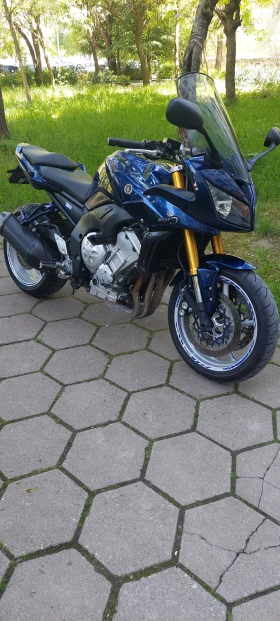     Yamaha FZ1