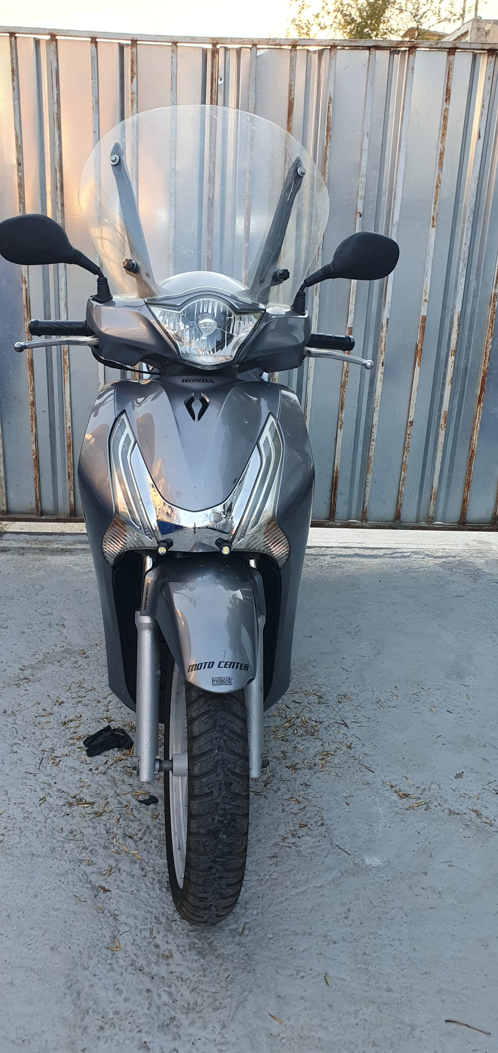 Honda Sh  SH 150 i  start stop ABS  - изображение 10