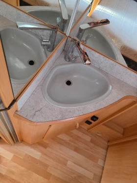 Каравана ABI WILK 450 Френска спалня, снимка 15