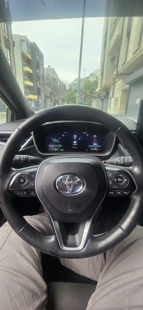 Toyota Corolla Toyota Corolla 1.8 Hybrid | EXECUTIVE |  | Mobile.bg � ����� ������ 7