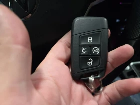 VW Jetta GLI DSG ЦЕНА ДО БЪЛГАРИЯ АВТОКРЕДИТ | Auto.bg — изображение 16