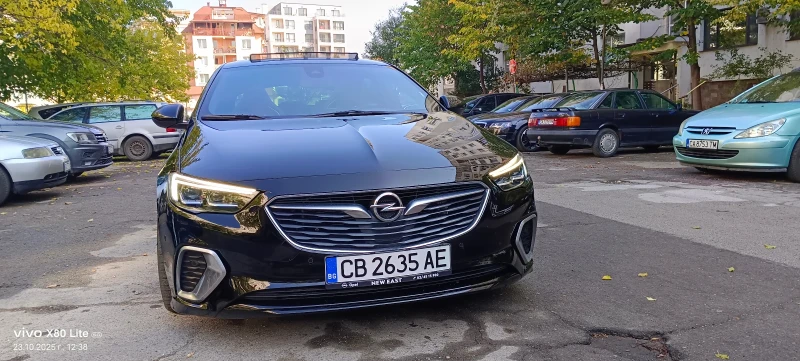 Opel Insignia Gsi 4x4 260ps, снимка 2 - Автомобили и джипове - 52776829