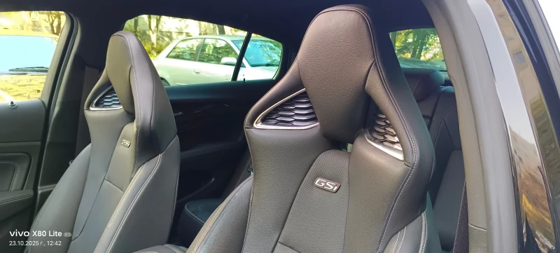 Opel Insignia Gsi 4x4 260ps, снимка 13 - Автомобили и джипове - 52776829