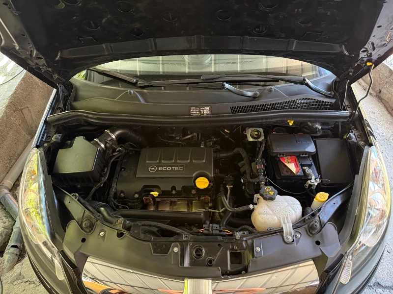 Opel Corsa (111 edition) OPC line Без аналог в България, снимка 13 - Автомобили и джипове - 52498421