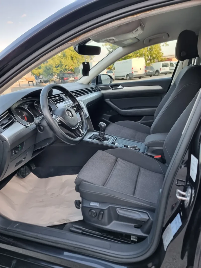 VW Passat B8 2.0TDI DSG, снимка 7 - Автомобили и джипове - 52469318