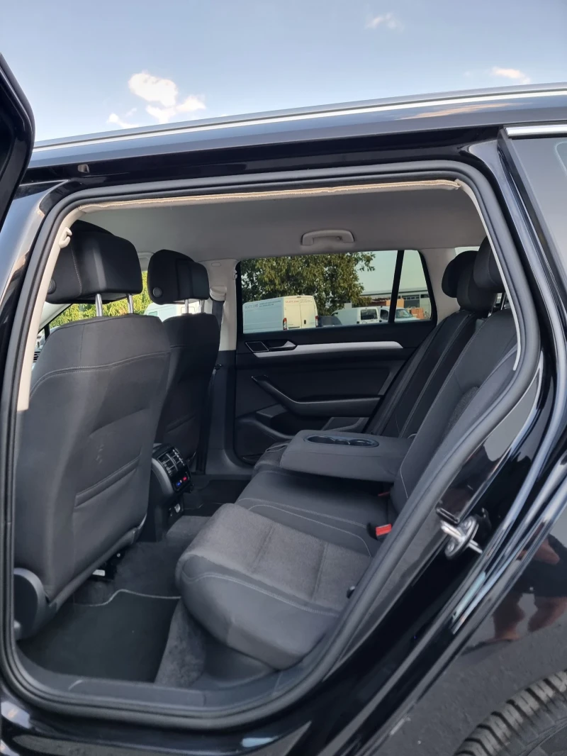 VW Passat B8 2.0TDI DSG, снимка 10 - Автомобили и джипове - 52469318