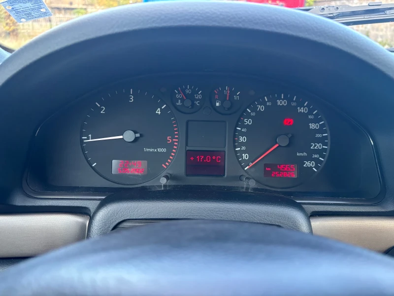 Audi A4, снимка 5 - Автомобили и джипове - 52671735