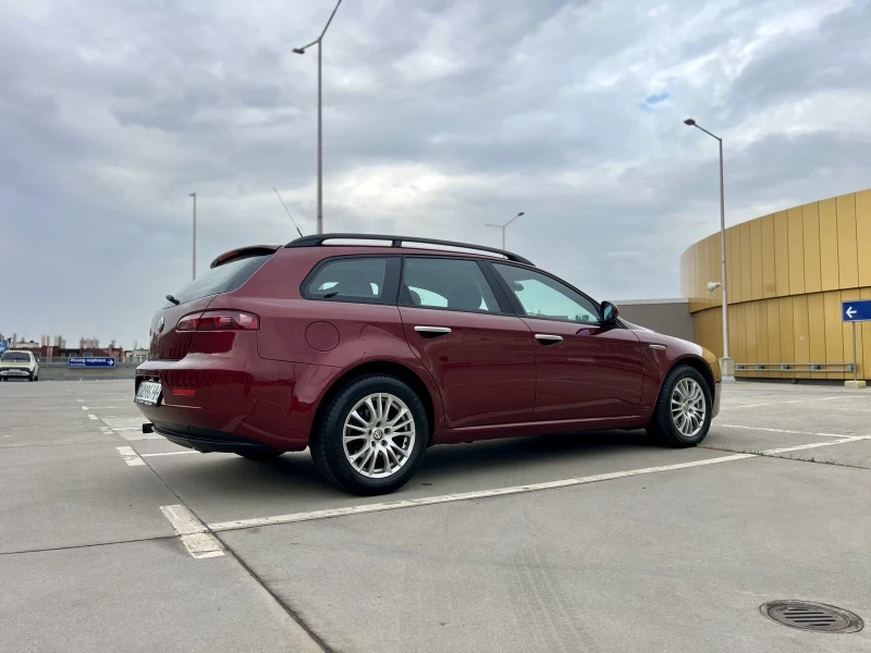 Alfa Romeo 159 sportwagon 1.9jtdM, снимка 3 - Автомобили и джипове - 52672971