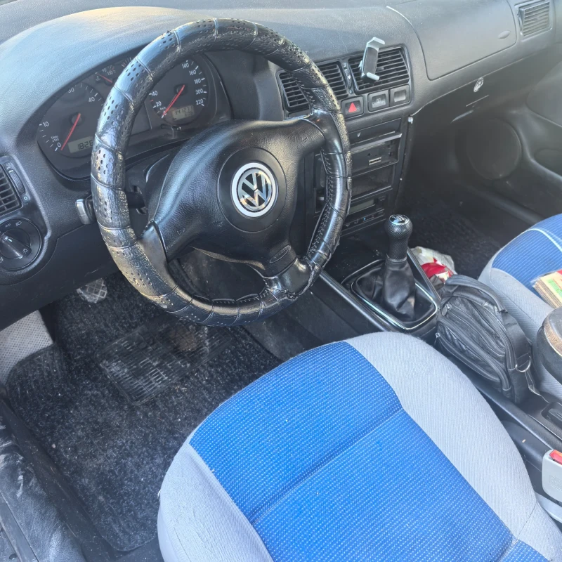 VW Golf, снимка 4 - Автомобили и джипове - 52752029