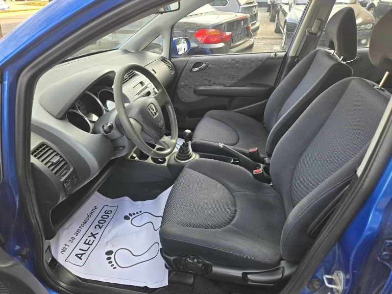 Honda Jazz, снимка 6 - Автомобили и джипове - 52826514