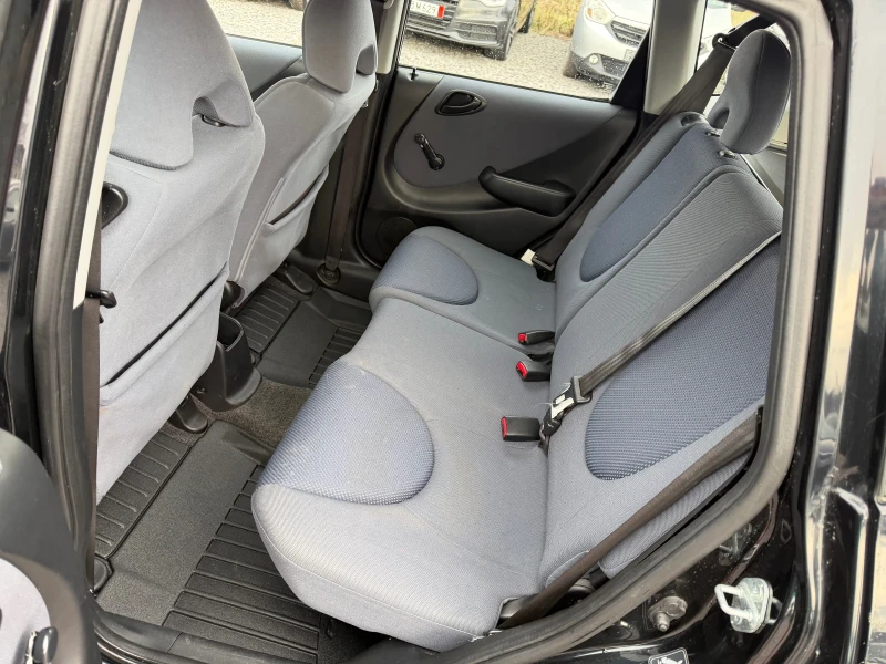 Honda Jazz 1.4Бензин Автоматик Обслужен Регистриран НовиГуми, снимка 11 - Автомобили и джипове - 53304421