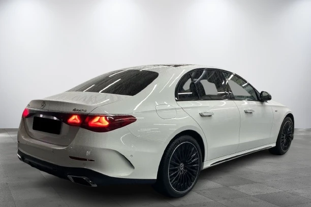 Mercedes-Benz E 300 de 4Matic = AMG Line = Advanced Plus Гаранция - изображение 2
