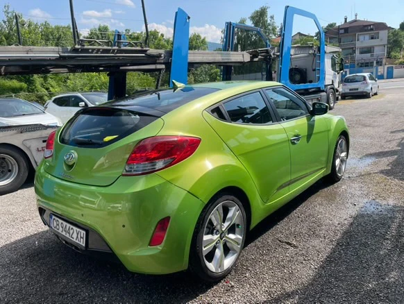 Hyundai Veloster , снимка 4 - Автомобили и джипове - 53194258