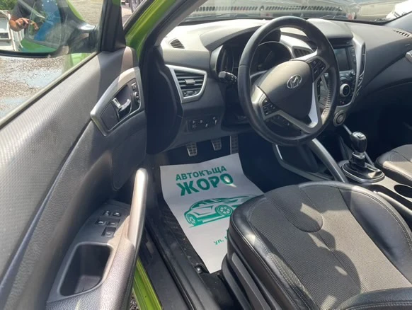 Hyundai Veloster , снимка 8 - Автомобили и джипове - 53194258