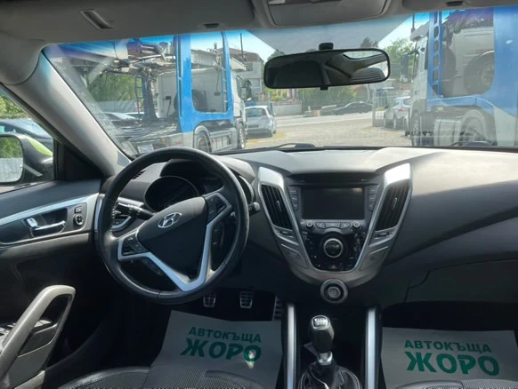 Hyundai Veloster , снимка 6 - Автомобили и джипове - 53194258