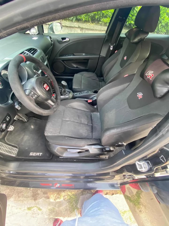 Seat Leon FR 2TDI 170HP, снимка 9 - Автомобили и джипове - 54586681