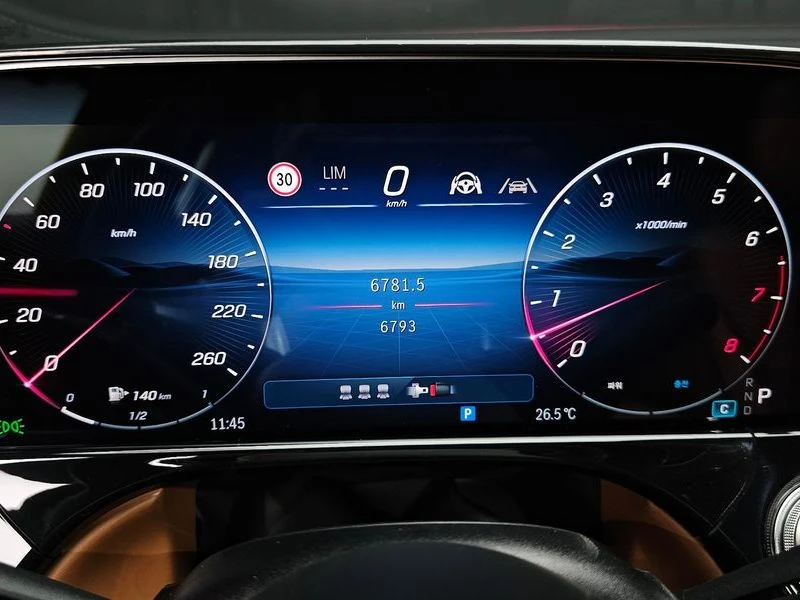Mercedes-Benz E 450 E450 4MATIC AMG Line| 362к.с.| ВКЛ.ТЕХНОТЕСТ, снимка 8 - Автомобили и джипове - 55393540