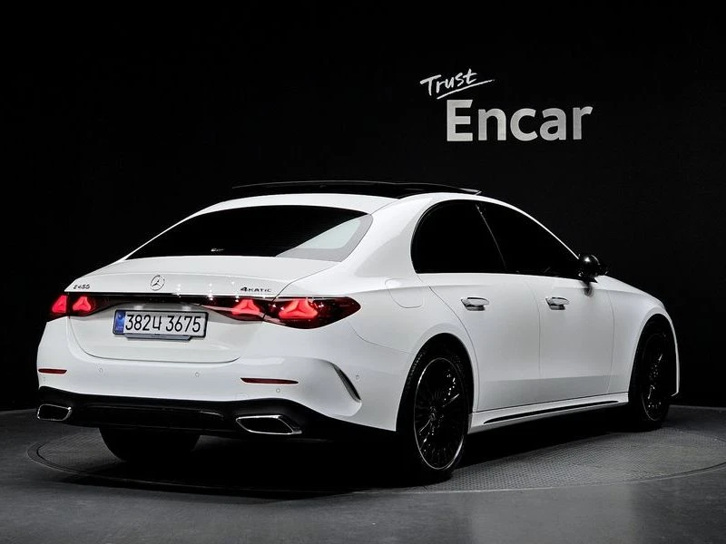 Mercedes-Benz E 450 E450 4MATIC AMG Line| 362к.с.| ВКЛ.ТЕХНОТЕСТ, снимка 2 - Автомобили и джипове - 55393540
