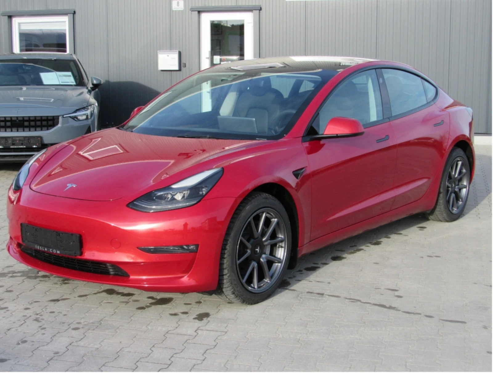 Tesla Model 3 Long Range Dual Motor - изображение 2